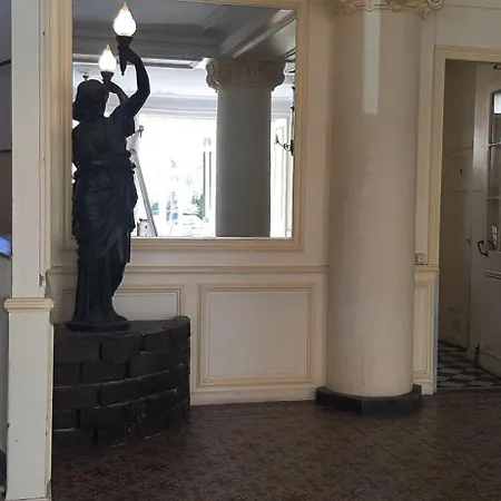 Le Petit Palais Апартаменты Ментона