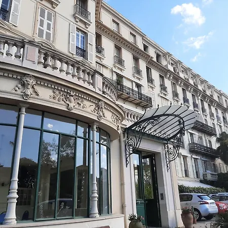 Le Petit Palais Апартаменты